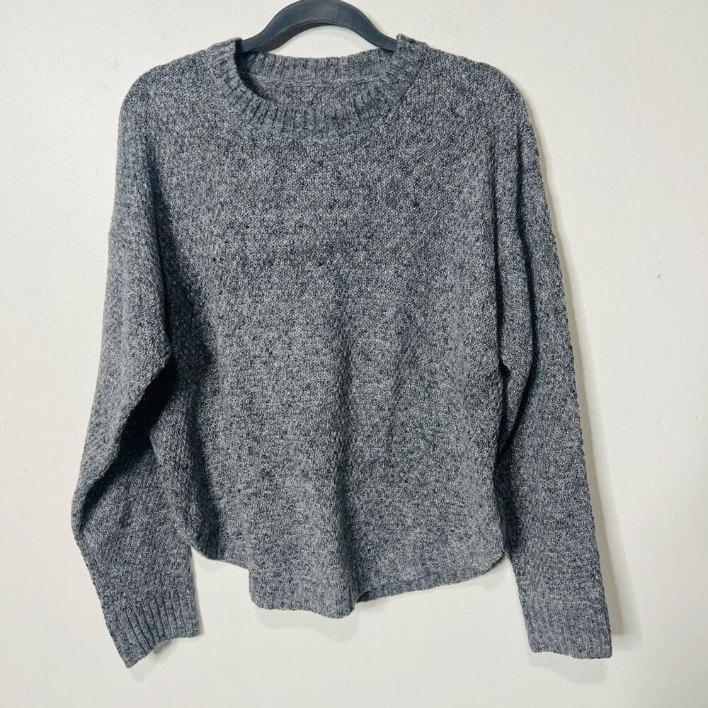 Shein Gray Knit Sweater Rounded Hem Sz M/6